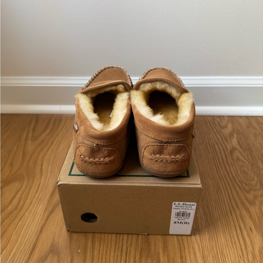 New in Box L.L. Bean Women's Wicked Good Slippers, Venetian, Brown, Size 8 - Picture 7 of 14